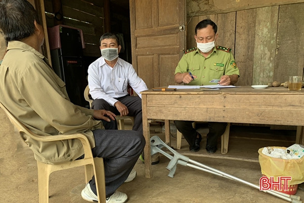 Phát hiện thêm hơn 2m<sup>3</sup> gỗ lậu trong nhà dân ở Hương Khê