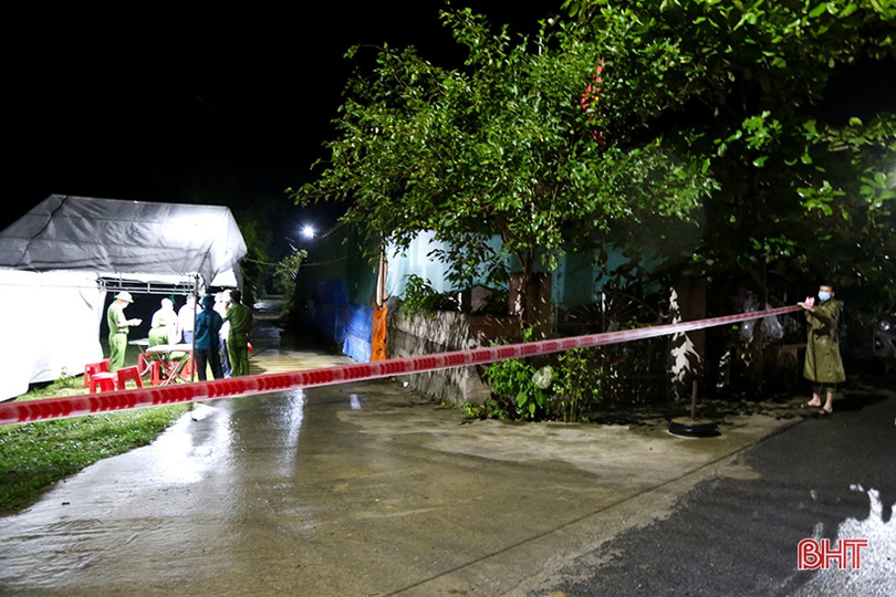 Công an Thạch Hà trắng đêm chống dịch