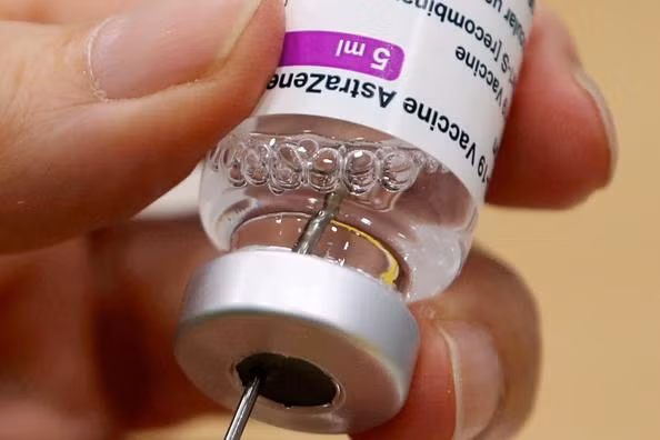 Covid-19: Một liều vắc-xin giảm 65% nguy cơ phát triển các triệu chứng