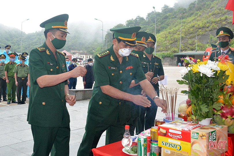 Hà Tĩnh tổ chức đón nhận hài cốt liệt sỹ quân tình nguyện và chuyên gia Việt Nam hy sinh tại Lào về nước