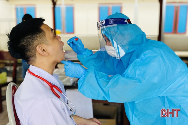 Toàn bộ cán bộ, nhân viên BVĐK Hà Tĩnh âm tính với virus SARS-CoV-2