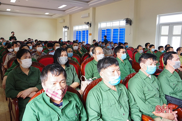 Cập nhật kiến thức quốc phòng, an ninh cho 84 cán bộ, viên chức Hà Tĩnh