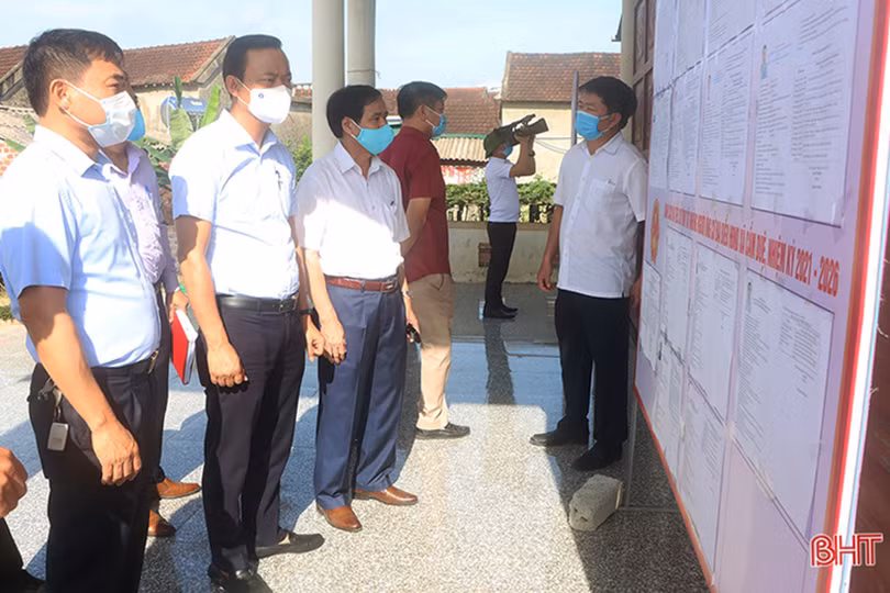 Cẩm Xuyên cần tập trung cao, đảm bảo thành công bầu cử và phòng chống dịch Covid-19