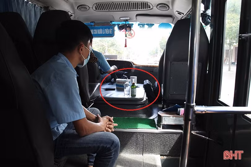Hà Tĩnh: Siết chặt biện pháp phòng dịch Covid-19 trên xe buýt