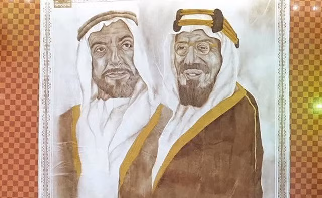 Bức tranh được làm bằng cà phê lớn nhất thế giới