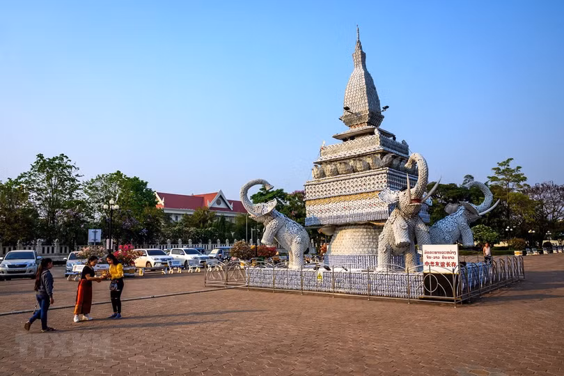 Bệnh nhân người Việt đầu tiên tại Lào tử vong do mắc COVID-19