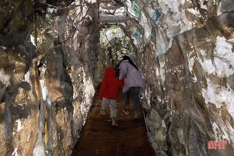 Chiêm ngưỡng hang đá Bê-lem “khổng lồ” từ hàng ngàn cây tre ở Hà Tĩnh