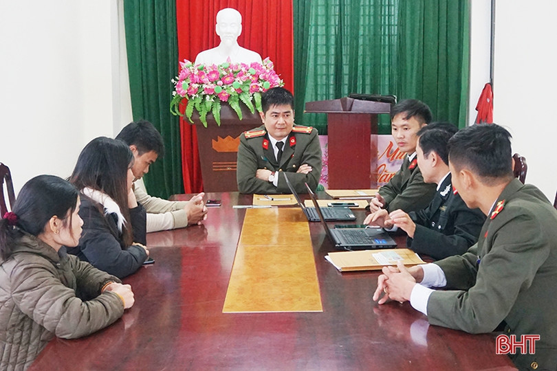 Phạt 4 chủ tài khoản facebook đăng tải thông tin sai sự thật