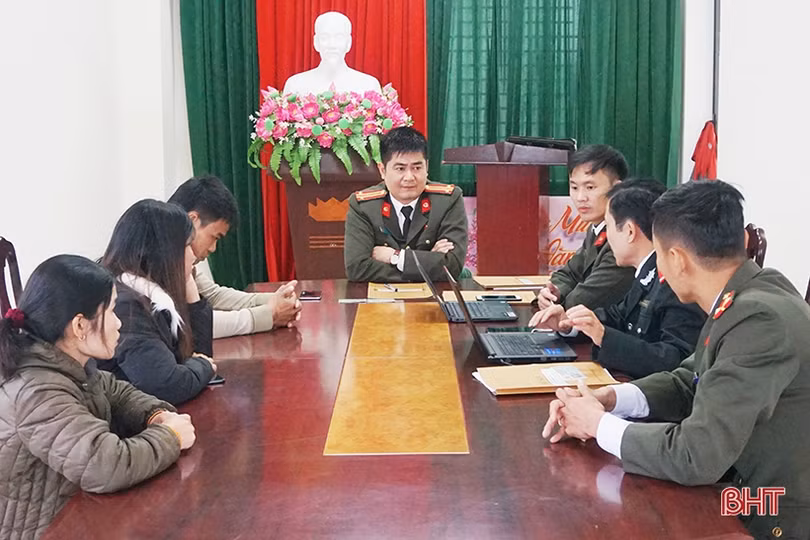 Phạt 4 chủ tài khoản facebook đăng tải thông tin sai sự thật