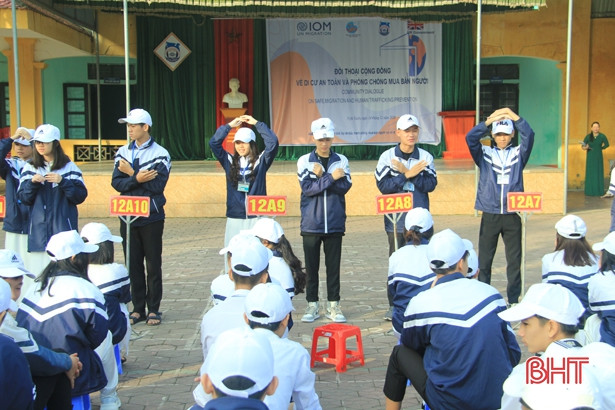 Học sinh Nghi Xuân hiểu rõ hơn về phòng chống buôn bán người