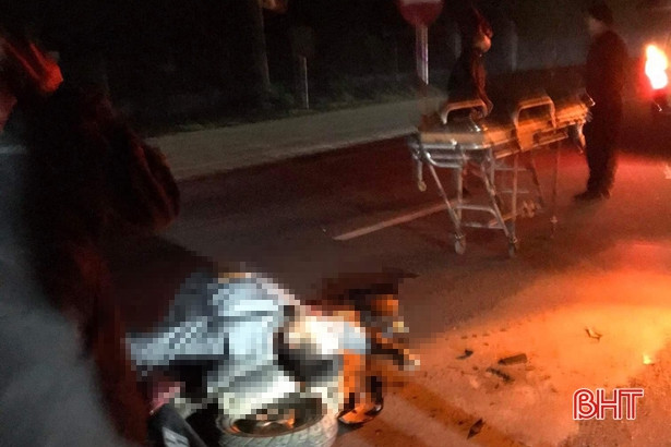 Tông vào đuôi xe tải, người đàn ông tử vong trên QL 1A qua Hà Tĩnh