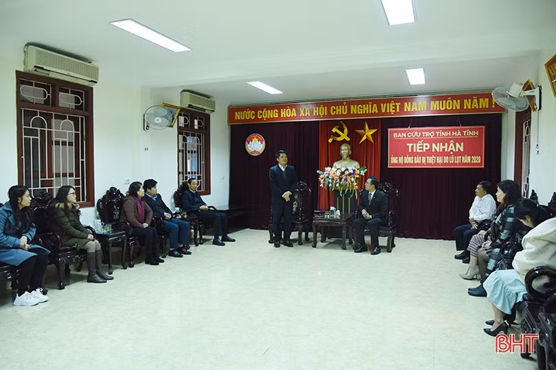 Doanh nghiệp TP Hồ Chí Minh hỗ trợ Hà Tĩnh 330 triệu đồng xây nhà tránh lũ