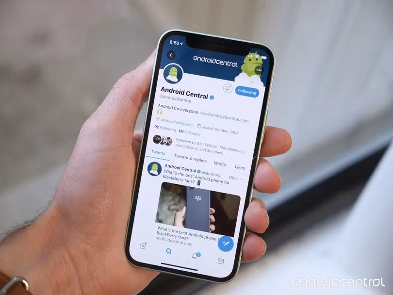 Điện thoại nhỏ gọn đang quay trở lại