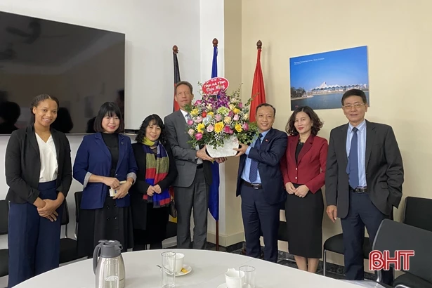 Hà Tĩnh tăng cường hợp tác với cơ quan đại diện ngoại giao nước ngoài, tổ chức quốc tế tại Việt Nam