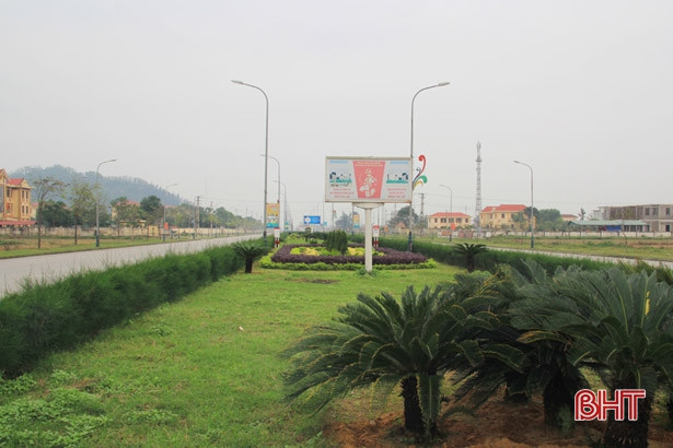 Gần 4 tỷ đồng tạo điểm nhấn cảnh quan trung tâm huyện Lộc Hà