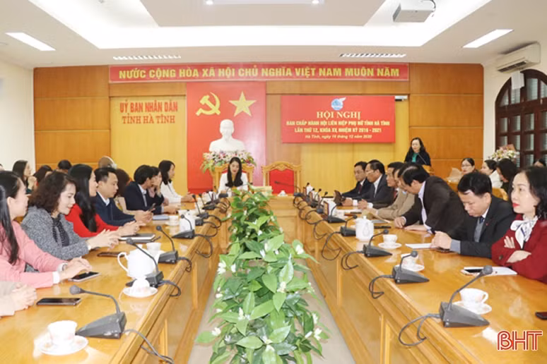 Bà Nguyễn Thị Việt Hà giữ chức vụ Chủ tịch Hội LHPN tỉnh Hà Tĩnh