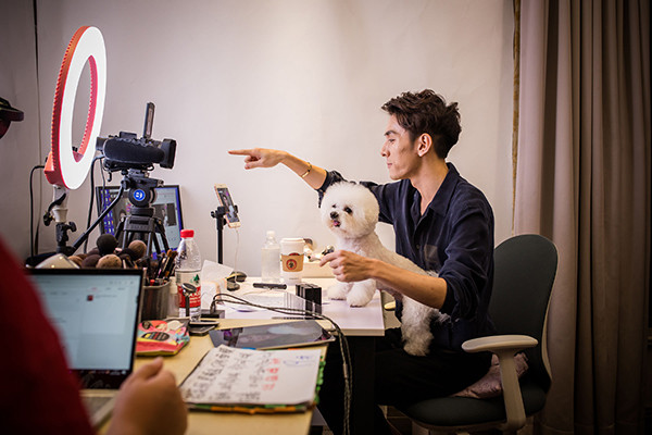 Việt Nam liệu có thể biến livestream thành ngành công nghiệp tỷ USD?