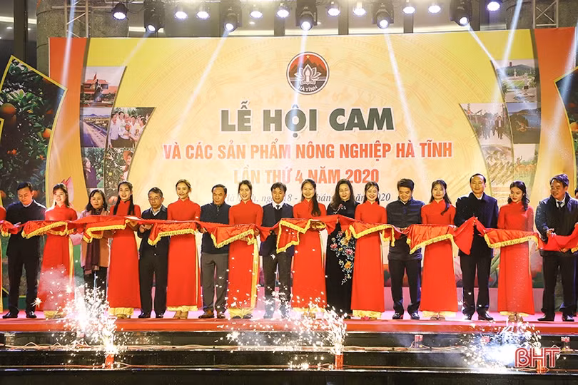 Khai mạc Lễ hội Cam và các sản phẩm nông nghiệp Hà Tĩnh lần thứ 4