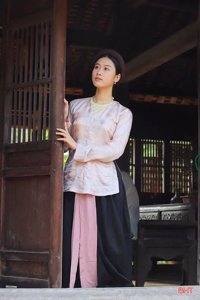 Nữ diễn viên trẻ đóng vai mẹ Đại thi hào Nguyễn Du: “Sau này được làm dâu Hà Tĩnh thì tuyệt quá!”