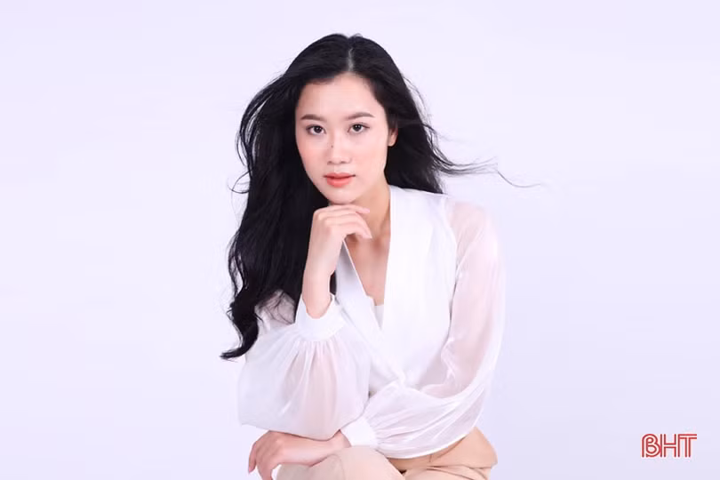 Nữ diễn viên trẻ đóng vai mẹ Đại thi hào Nguyễn Du: “Sau này được làm dâu Hà Tĩnh thì tuyệt quá!”