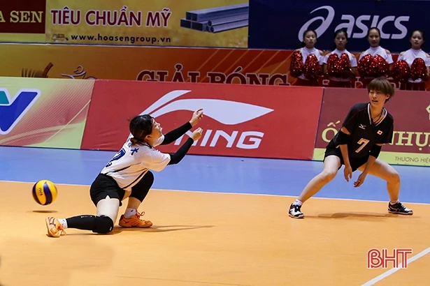 VTV Cup tại Hà Tĩnh: Tuyển Việt Nam gặp Tứ Xuyên (Trung Quốc) tại bán kết