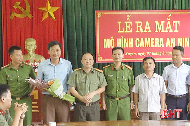 Thị trấn Cẩm Xuyên lắp 13 camera giám sát tình hình an ninh trật tự