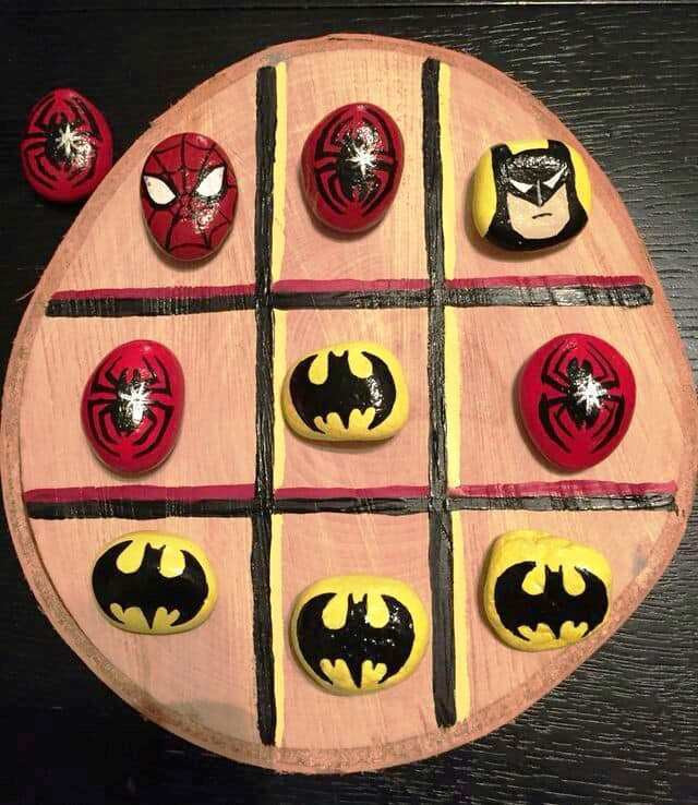 Những bức tranh độc đáo xếp từ những viên sỏi