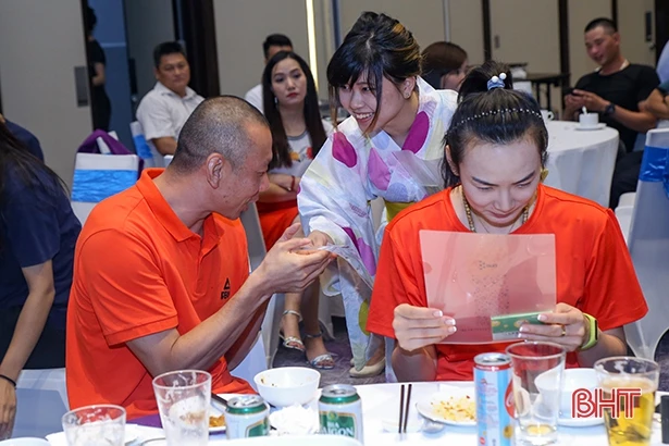 Hà Tĩnh tổ chức giao lưu văn hóa với VĐV tham dự VTV Cup 2018