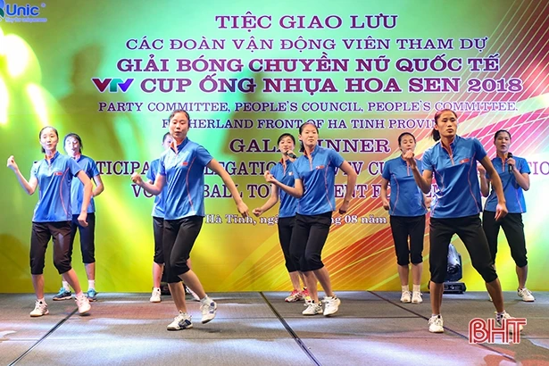 Hà Tĩnh tổ chức giao lưu văn hóa với VĐV tham dự VTV Cup 2018