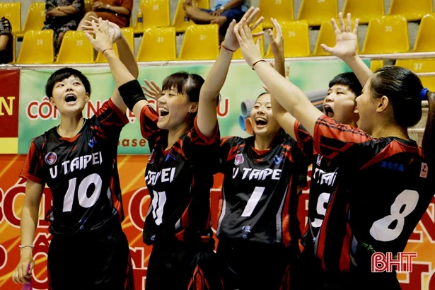 VTV Cup tại Hà Tĩnh: Tuyển Việt Nam gặp Tứ Xuyên (Trung Quốc) tại bán kết