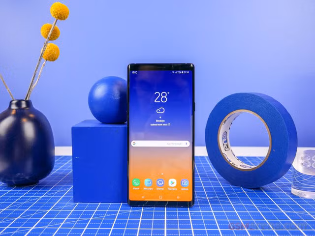 Giá bán chính thức của Galaxy Note 9: “Chát” như iPhone X
