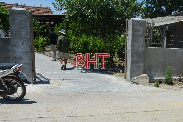 Xích mích, anh vợ dùng lưỡi lê đâm thấu tim em rể