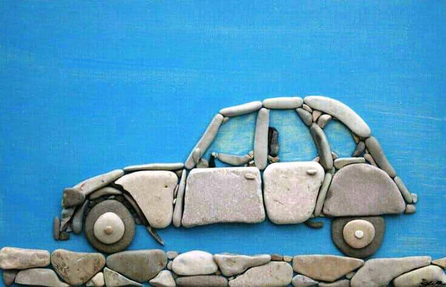 Những bức tranh độc đáo xếp từ những viên sỏi