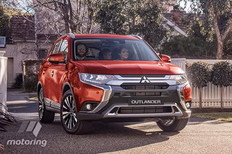 Mitsubishi Outlander 2019 “chốt giá” từ 505 triệu đồng