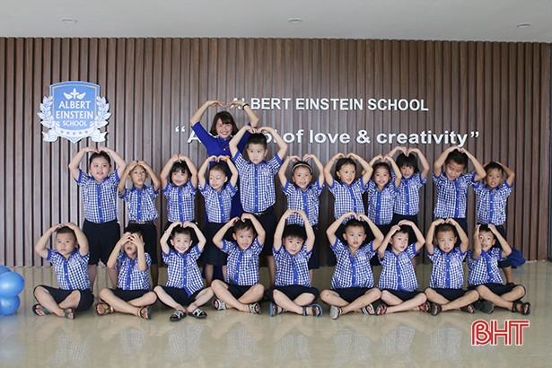 Trường liên cấp Albert Einstein chào đón gần 300 học sinh