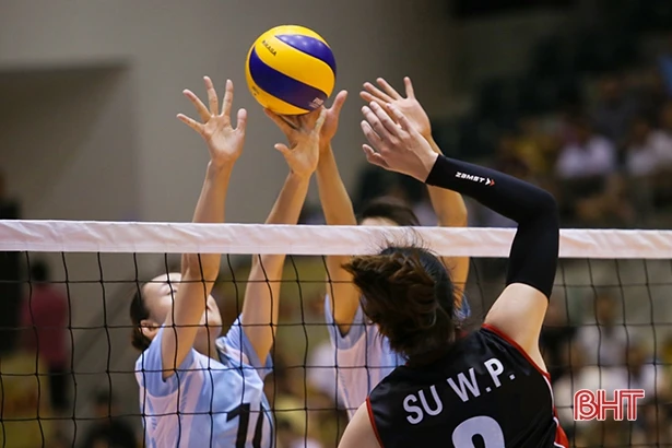 VTV Cup tại Hà Tĩnh: Tuyển Việt Nam gặp Tứ Xuyên (Trung Quốc) tại bán kết