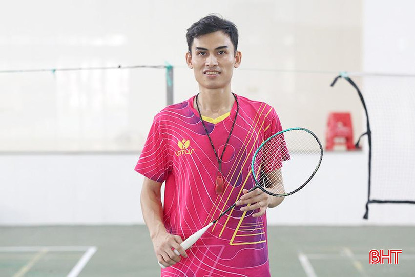 Anh Nguyễn Trung Hiếu - Chủ nhiệm CLB Hiếu Nghèn Badminton. a1.jpg
