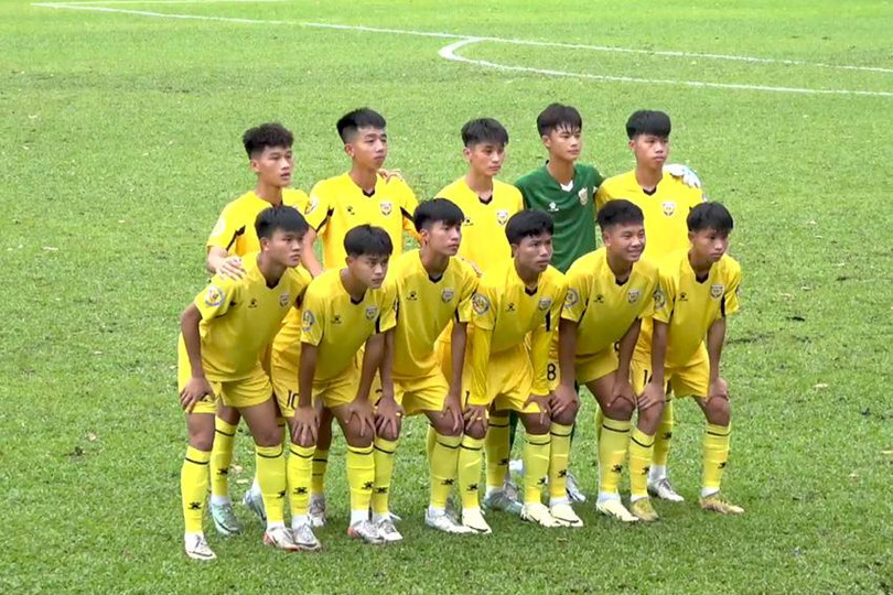 Thắng U17 Tây Ninh, U17 Hồng Lĩnh Hà Tĩnh giành vé vào vòng bán kết U17 quốc gia. az.jpg