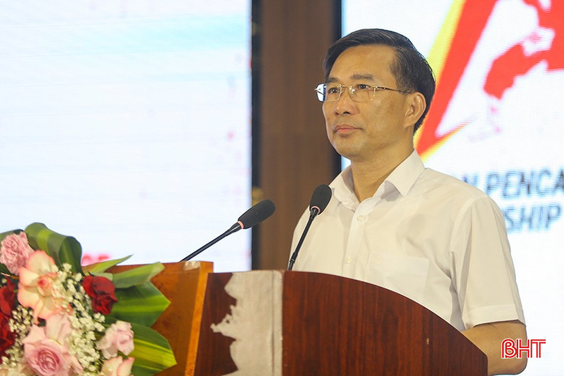 Ông Nguyễn Viết Trường - Giám đốc Sở VH-TT&DL phát biểu tại buổi lễ. bqbht_br_anh-1.jpg