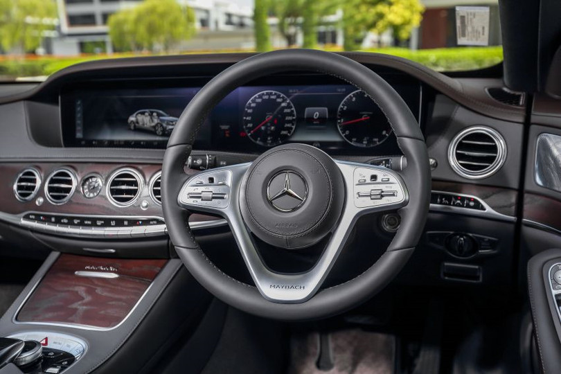 Mercedes-Maybach S 560 và S 650 cập bến Malaysia giá từ 8 tỷ đồng