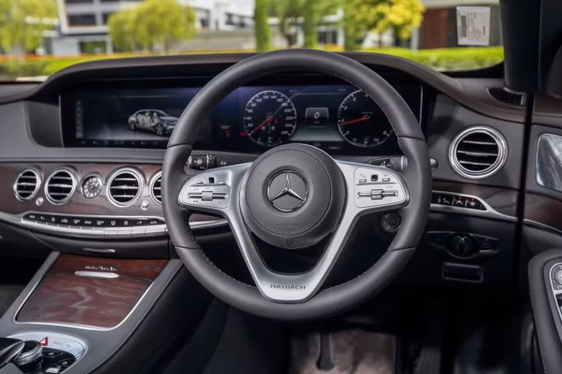 Mercedes-Maybach S 560 và S 650 cập bến Malaysia giá từ 8 tỷ đồng