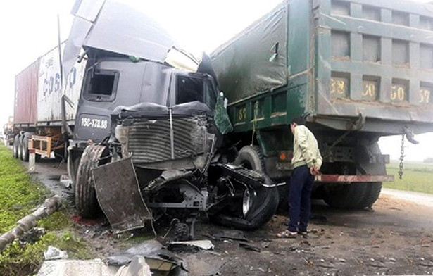 Xét xử vụ tai nạn giao thông nghiêm trọng ở Thạch Hà