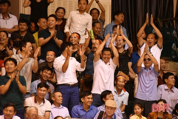 VTV Cup: ĐT nữ Việt Nam thắng ấn tượng trước Vân Nam - Trung Quốc