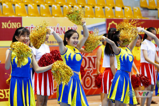 Chiêm ngưỡng dàn hoạt náo viên xinh đẹp của VTV Cup 2018