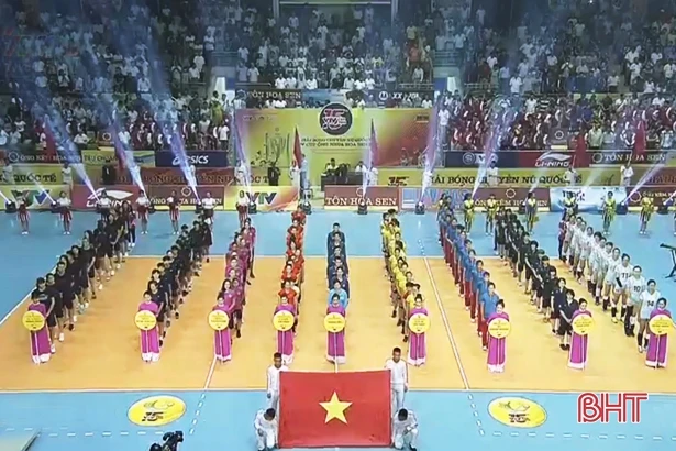Khai mạc Giải bóng chuyền nữ quốc tế VTV Cup tại Hà Tĩnh