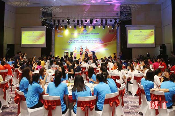 Hà Tĩnh gặp mặt ban tổ chức, các đoàn VĐV dự VTV Cup 2018