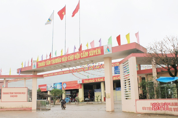 Hà Tĩnh: Thêm 4 chợ hoàn thành chuyển đổi mô hình quản lý