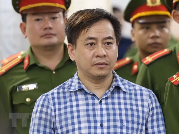 Vũ “nhôm” lĩnh án 9 năm tù về tội cố ý làm lộ bí mật nhà nước