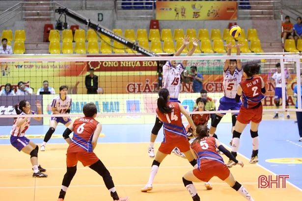 Loạt trận cuối vòng bảng VTV Cup: Đua vé vào tứ kết