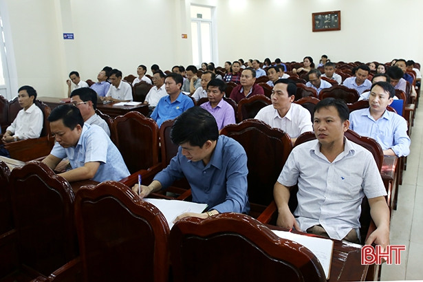 Cảnh giác với tội phạm công nghệ cao, thông tin giả mạo, bịa đặt